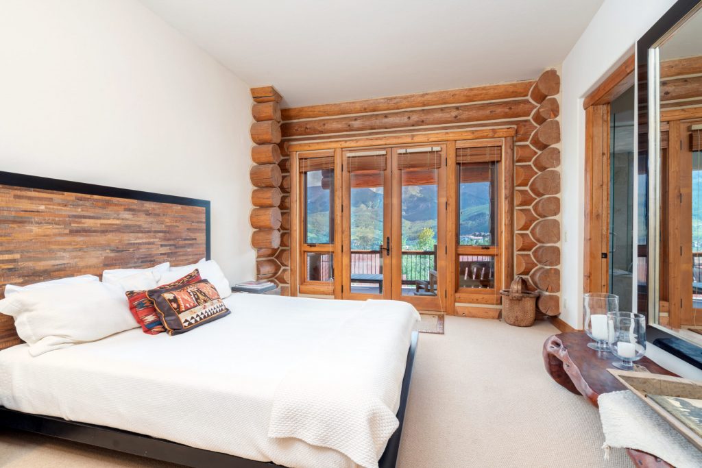 telluride bedroom